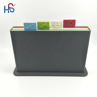 Verander je keuken met onze gewone 4 kleuren snijplank set maat 30x20cm
