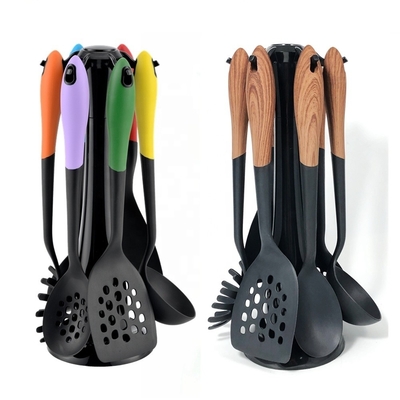 Kleurrijke 6 stukken nylon bakgereedschapset Houten handgrepen en niet-stick voor koken