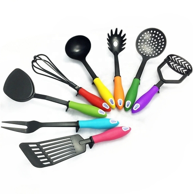 Kookgereedschappen van nylon-plastic kleurrijke keukenapparatuur voor huishoudelijke keukenapparatuur