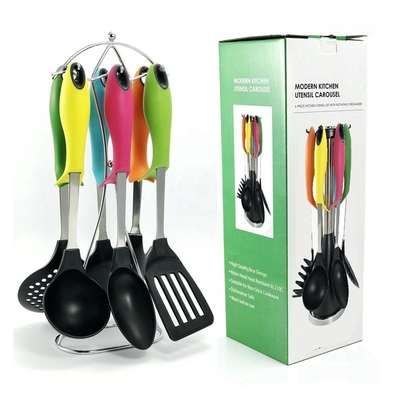 Duurzame roterende stand Keuken gadgets Nylon keukengereedschap met prestaties