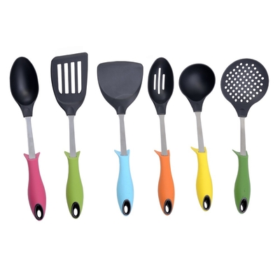 Duurzame roterende stand Keuken gadgets Nylon keukengereedschap met prestaties