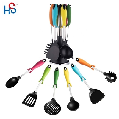 Duurzame roterende stand Keuken gadgets Nylon keukengereedschap met prestaties